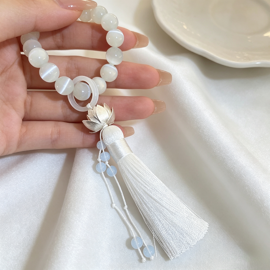 白猫眼石 · 银莲花 · 流苏挂饰
